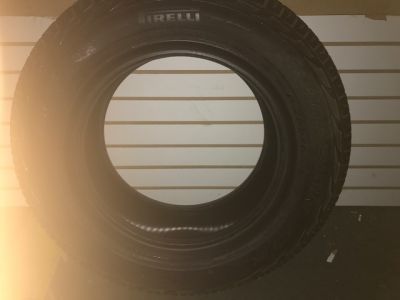 4 pneus 255/65R17 Pirelli