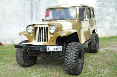 Willys Frente Rural Bicuda Cara De Cavalo Jeep F 75