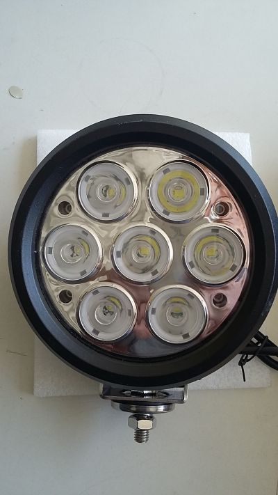 Farol de LED universal 6 Farol de LED universal 6