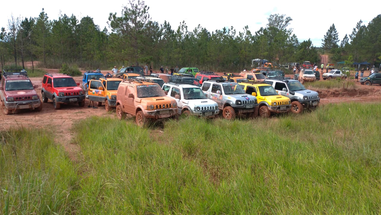 Taxiy9 - Jimny 4x4 Brasil